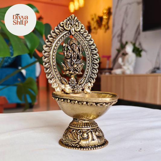 DivineGaneshaDiya